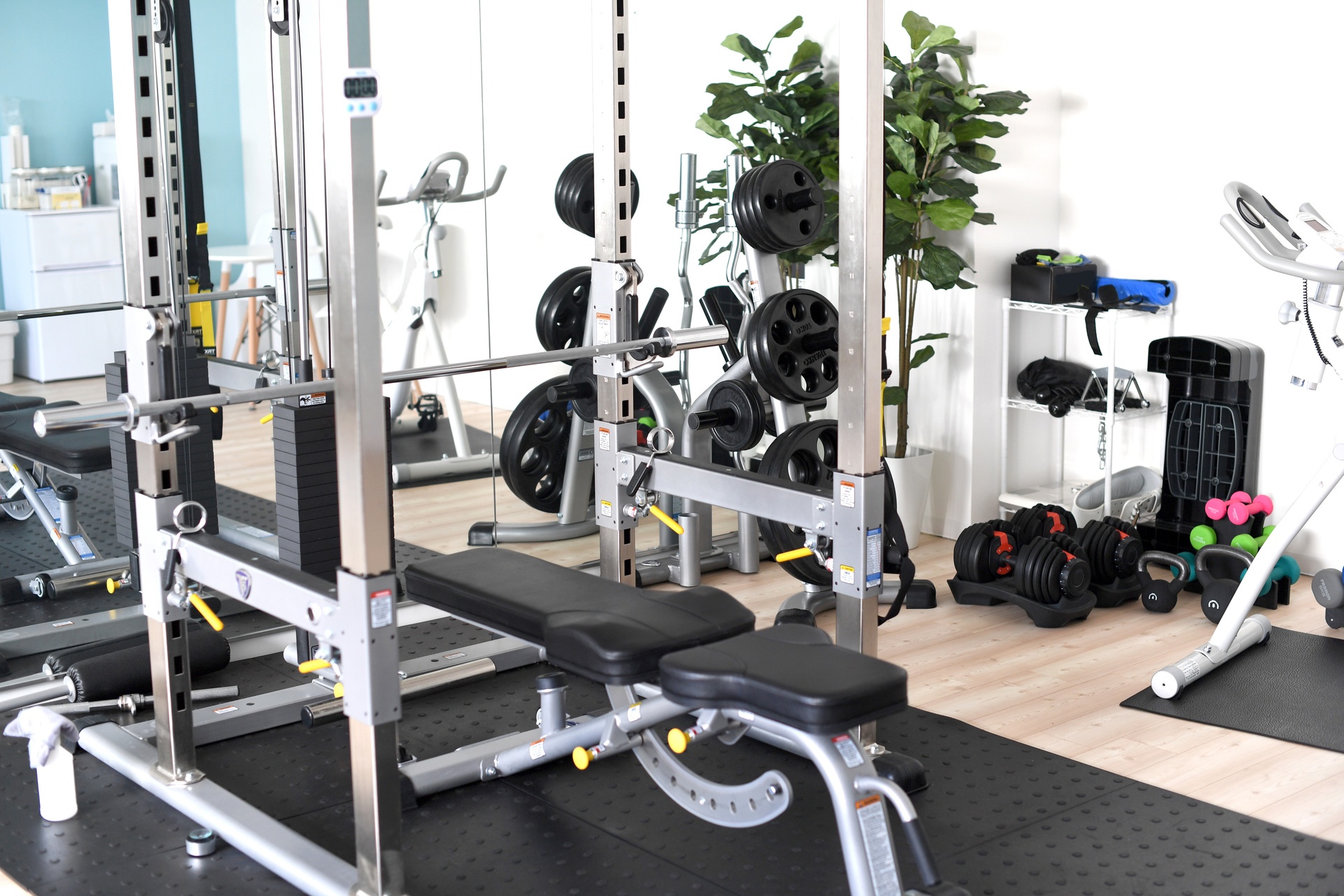 ジムのイメージを具体化 | 東京の店舗内装なら店舗内装の相談窓口